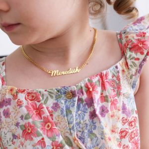 Collier avec prénom en Français pour enfant